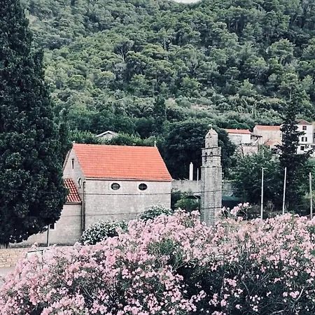 Nerium Stari Grad (Hvar)