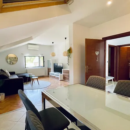 Nerium * Stari Grad (Hvar)